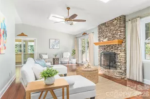 446 Deerhaven Ln, Hendersonville, NC 28791 - Photo 4