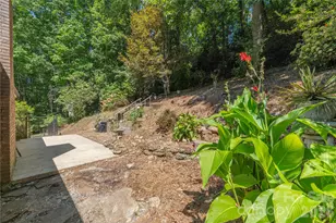 446 Deerhaven Ln, Hendersonville, NC 28791 - Photo 26