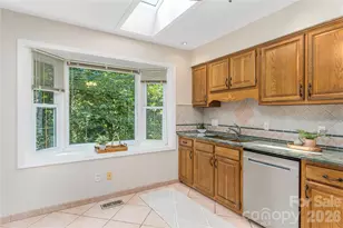 446 Deerhaven Ln, Hendersonville, NC 28791 - Photo 14