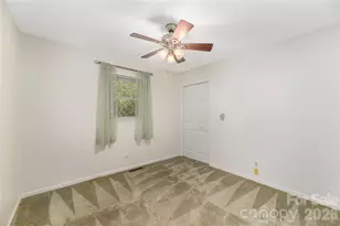 446 Deerhaven Ln, Hendersonville, NC 28791 - Photo 18