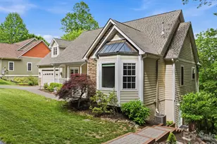 115 Flameleaf Ln, Laurel Park, NC 28739 - Photo 2