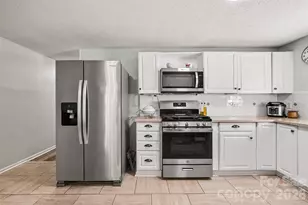 106 E Liberty St, China Grove, NC 28023 - Photo 10