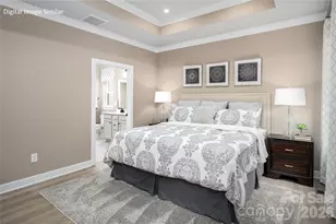 916 Heathway Dr, Charlotte, NC 28213 - Photo 12
