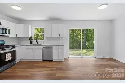 714 Bilmark Avenue, Charlotte, NC 28213 - Photo 6