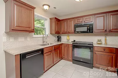 9301 Hanworth Trace Drive, Charlotte, NC 28277 - Photo 20
