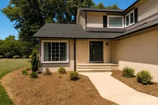568 Wood Hollow Rd, Taylorsville, NC 28681 - Photo 4