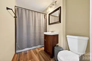 147 Longview Dr, Hendersonville, NC 28791 - Photo 12