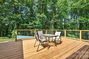 147 Longview Dr, Hendersonville, NC 28791 - Photo 16