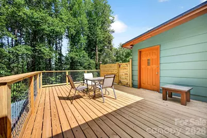 147 Longview Drive, Hendersonville, NC 28791 - Photo 2