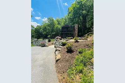 635/634 Little Horse Creek, Newland, NC 28657 - Photo 32