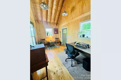 635/634 Little Horse Creek, Newland, NC 28657 - Photo 36