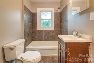 1 Narbeth Rd, Asheville, NC 28806 - Photo 12