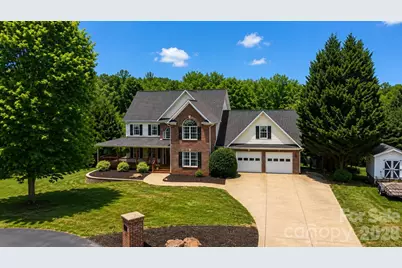 4616 20th Street Place NE, Hickory, NC 28601 - Photo 2