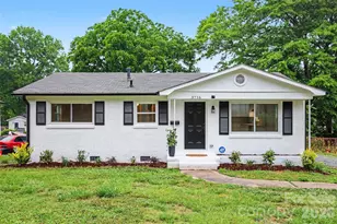 3716 Fieldcrest Rd, Charlotte, NC 28217 - Photo 1