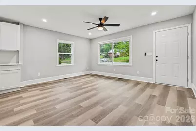 3716 Fieldcrest Road, Charlotte, NC 28217 - Photo 6