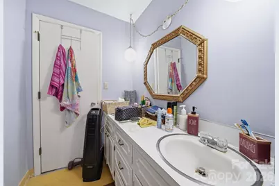 970 23rd Avenue NE, Hickory, NC 28601 - Photo 22