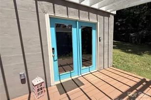 95 Walker Cv Rd, Black Mountain, NC 28711 - Photo 4