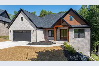 730 Chatsworth Circle SE, Lenoir, NC 28645 - Photo 4