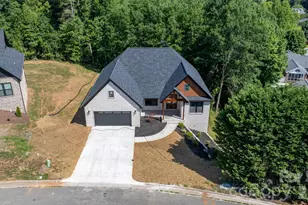 730 Chatsworth Circle SE, Lenoir, NC 28645 - Photo 8