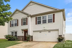 3272 Table Rock Dr, Gastonia, NC 28052 - Photo 2
