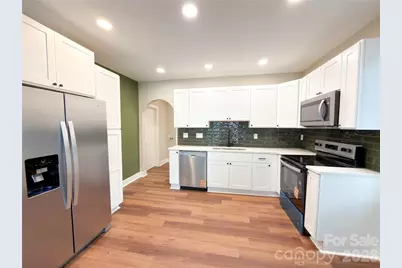 1904 Hemlock Avenue, Gastonia, NC 28054 - Photo 2