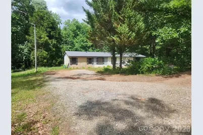 135 Watson Avenue, Taylorsville, NC 28681 - Photo 2