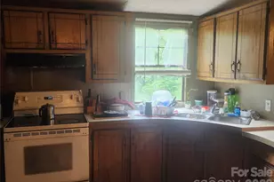 135 Watson Ave, Taylorsville, NC 28681 - Photo 16