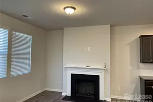 11020 Chalkbark Ln, Charlotte, NC 28262 - Photo 6