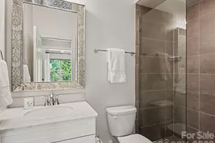 1020 N Sharon Amity Rd, Charlotte, NC 28211 - Photo 38