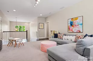 1020 N Sharon Amity Rd, Charlotte, NC 28211 - Photo 28