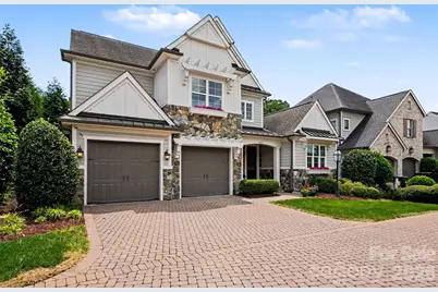 1020 N Sharon Amity Road, Charlotte, NC 28211 - Photo 4