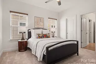 1020 N Sharon Amity Rd, Charlotte, NC 28211 - Photo 36