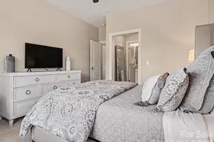1020 N Sharon Amity Rd, Charlotte, NC 28211 - Photo 34