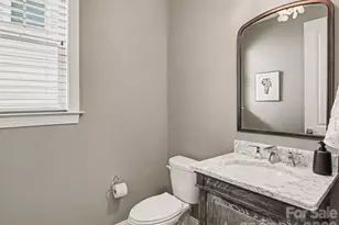 1020 N Sharon Amity Rd, Charlotte, NC 28211 - Photo 10