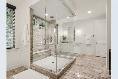 1020 N Sharon Amity Road, Charlotte, NC 28211 - Photo 24