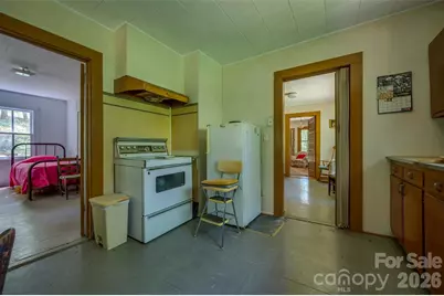77 First Street, Tryon, NC 28782 - Photo 14
