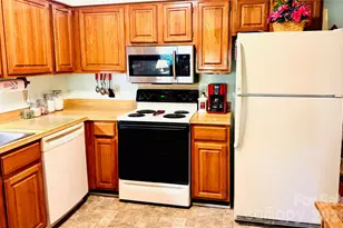 4613 Hamory Dr, Charlotte, NC 28212 - Photo 12