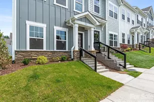 137 Cherry Spgs Ln, Asheville, NC 28804 - Photo 4