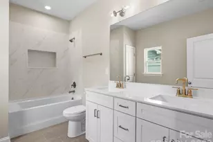 137 Cherry Spgs Ln, Asheville, NC 28804 - Photo 24