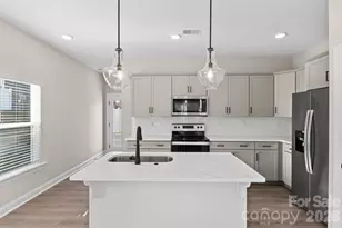 137 Cherry Spgs Ln, Asheville, NC 28804 - Photo 10