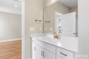 137 Cherry Spgs Ln, Asheville, NC 28804 - Photo 30