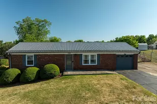 2104 Lamesa Ct, Lenoir, NC 28645 - Photo 4