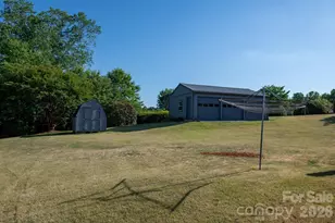 2104 Lamesa Ct, Lenoir, NC 28645 - Photo 36