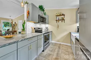 34 Knoll Ridge Dr, Asheville, NC 28804 - Photo 18