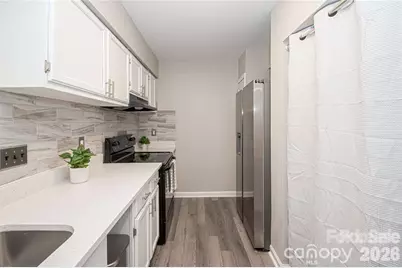 8839 Hunter Ridge Drive, Charlotte, NC 28226 - Photo 10