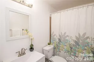 8839 Hunter Ridge Dr, Charlotte, NC 28226 - Photo 18
