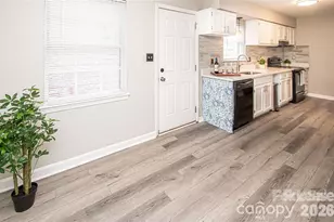8839 Hunter Ridge Dr, Charlotte, NC 28226 - Photo 12
