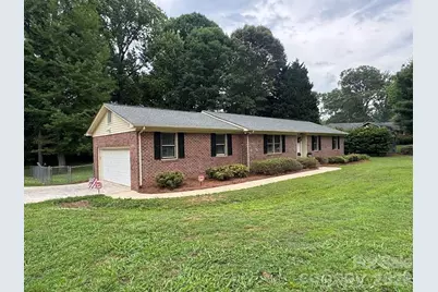 9409 Wedgewood Drive, Huntersville, NC 28078 - Photo 2