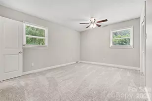 9409 Wedgewood Dr, Huntersville, NC 28078 - Photo 14