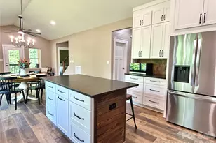 128 Arrowood Ln, Harmony, NC 28634 - Photo 10